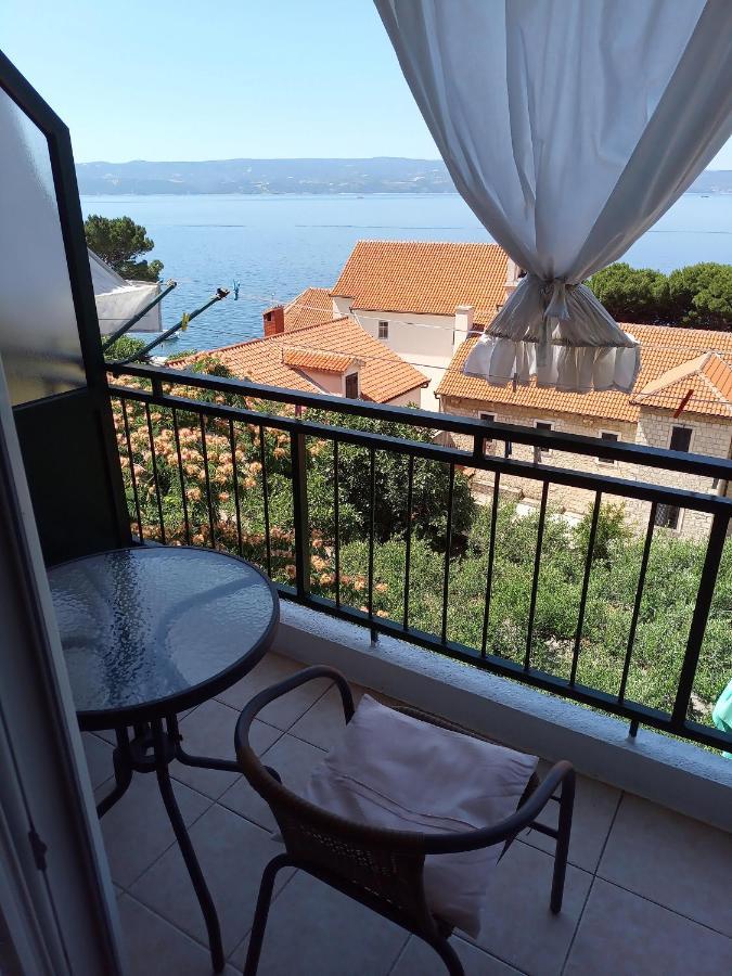 Panorama Sea View Apartment H 오미스 외부 사진