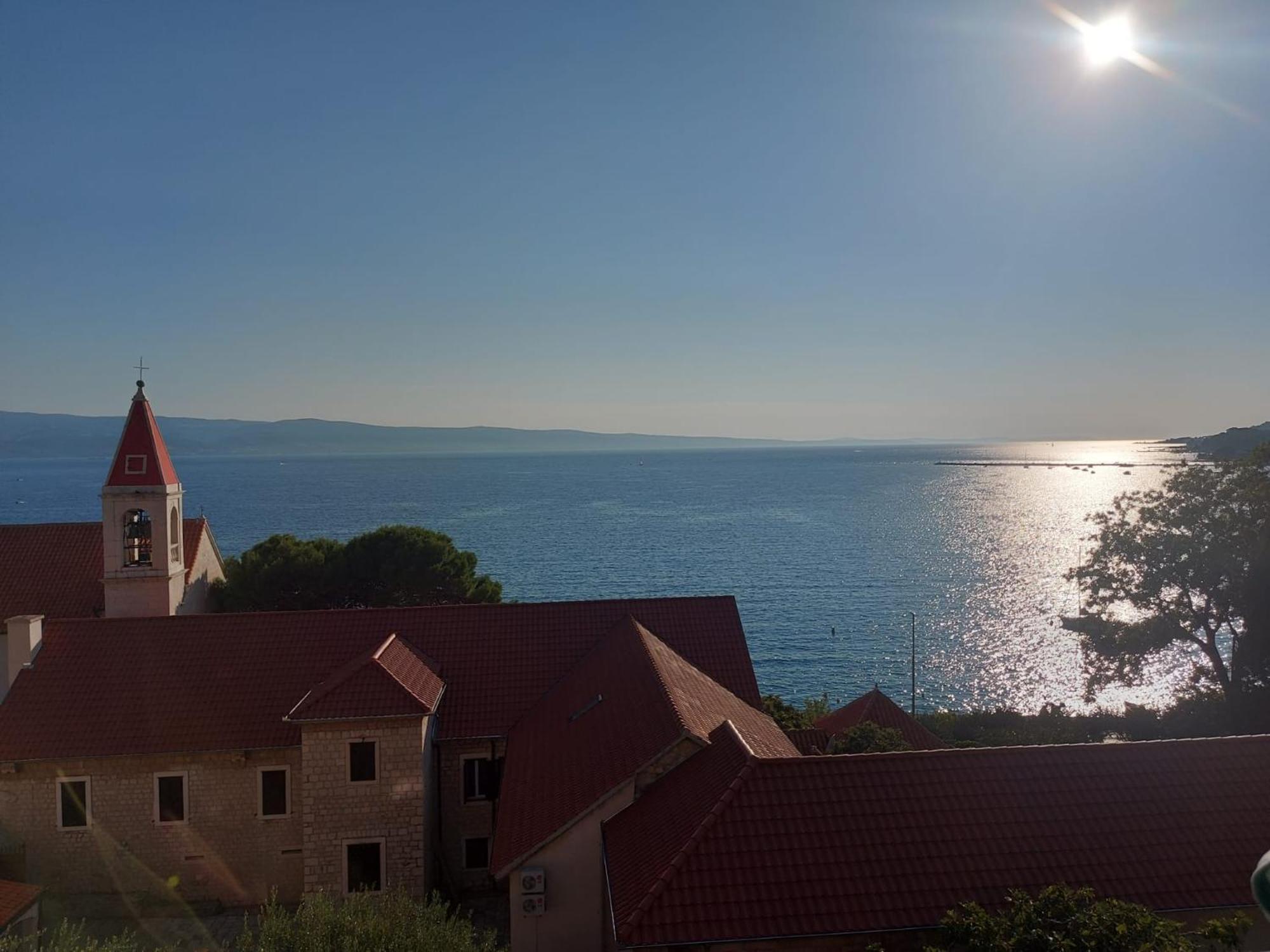 Panorama Sea View Apartment H 오미스 외부 사진